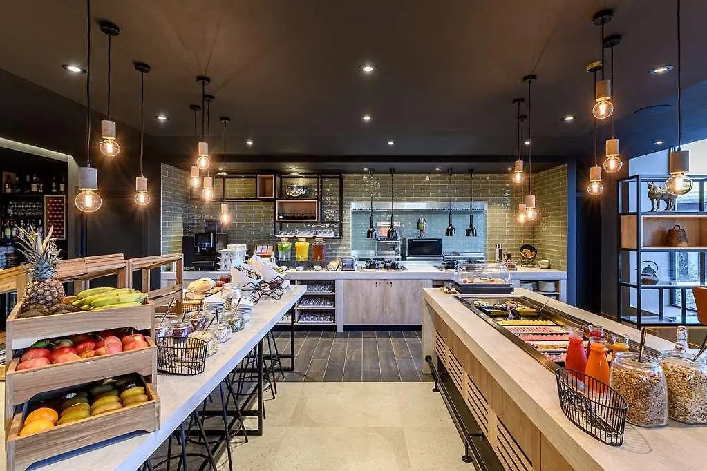****  Radisson Hotel Antwerp Berchem Belgia